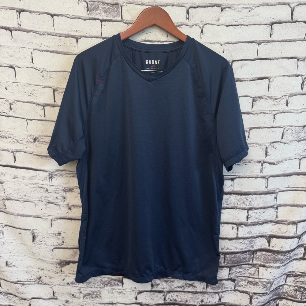 Rhone Sentry V-Neck Mens LARGE Shirt Gym Running